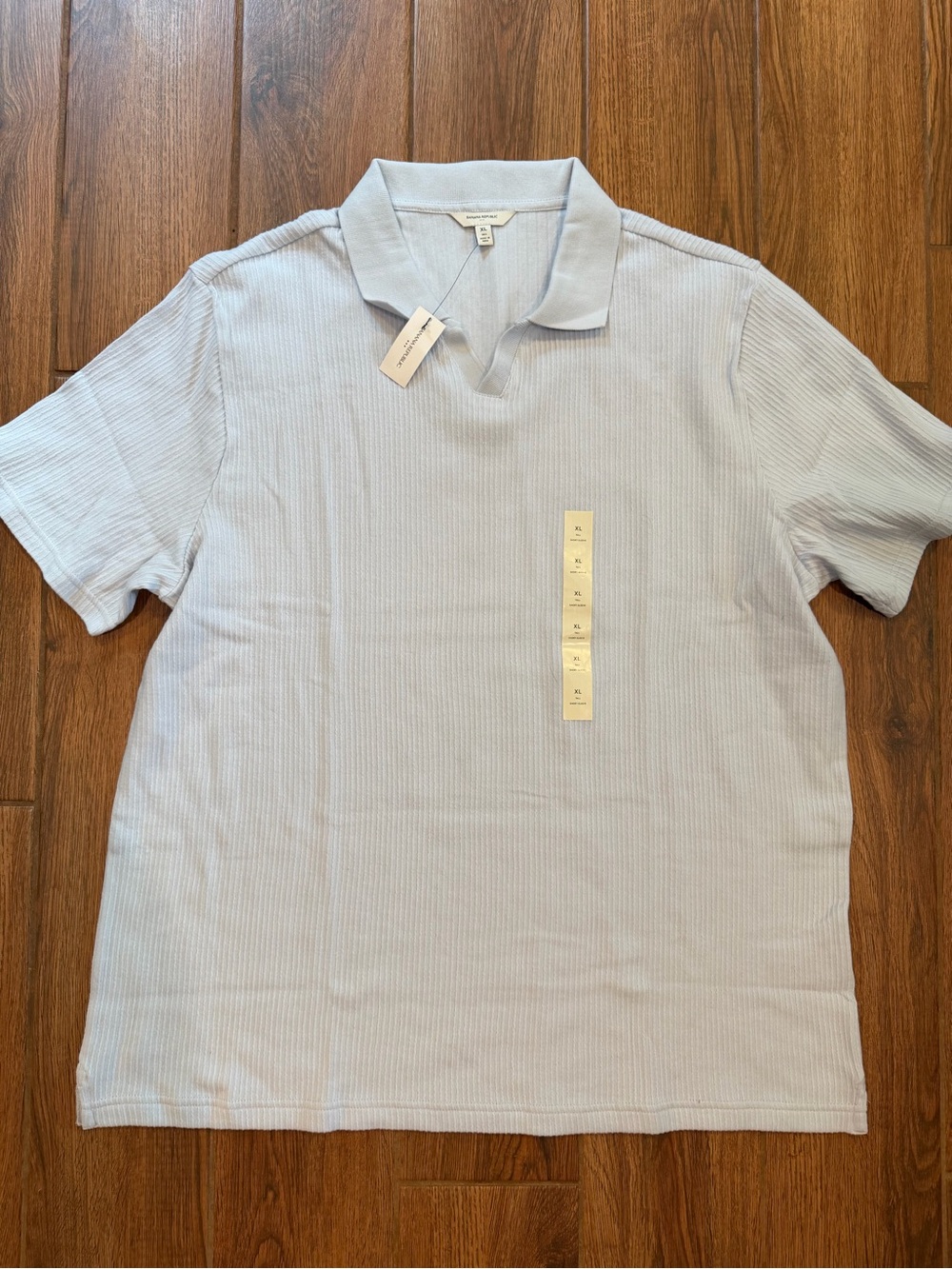 Banana republic Light Blue v-neck Ribbed Polo Shirt / men’s xl / nwt